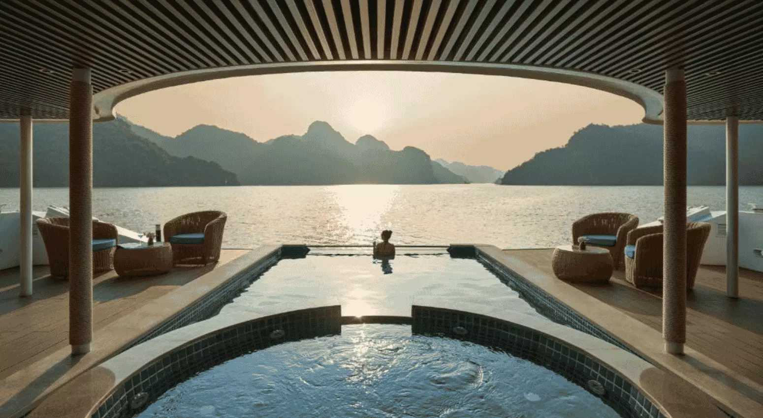 Halong CAPELLACRUISE